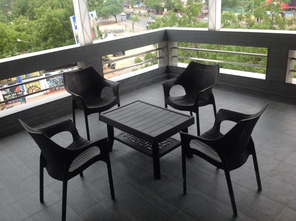 Hotel Kabir Ahmedabad Ruang foto